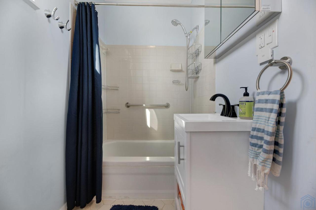 Historic Petworth Homestay Washington Eksteriør billede